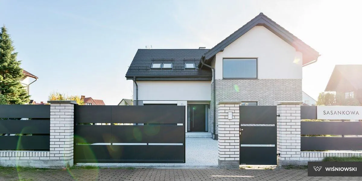 Zweiflügeliges Einfahrtstor Modern